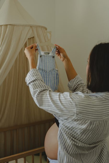 petits vêtements de bébé